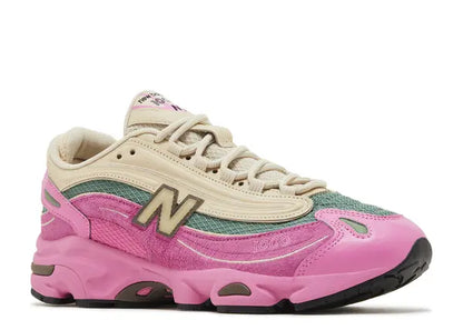 New Balance 1000 'Tank Pink' Sneakers