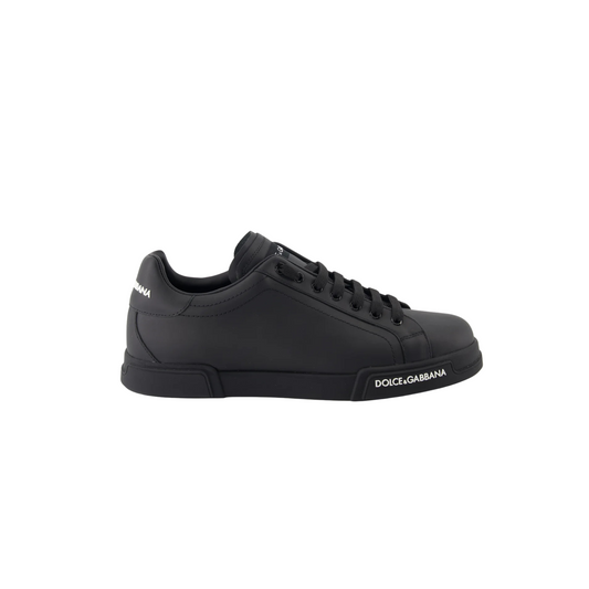 Black Dolce & Gabbana sneaker