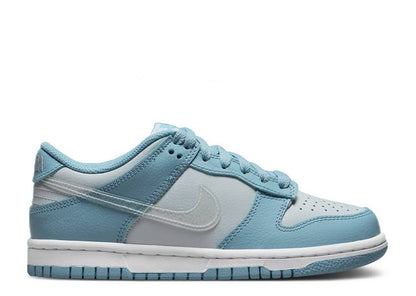 Nike Dunk Low 'Aura Clear' Sneaker